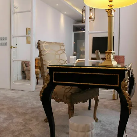De La Porte D'arras Apartment *